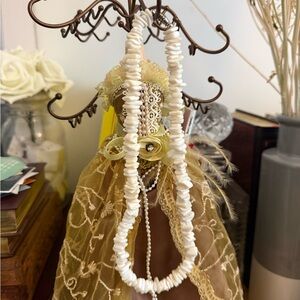 Set of shell necklaces